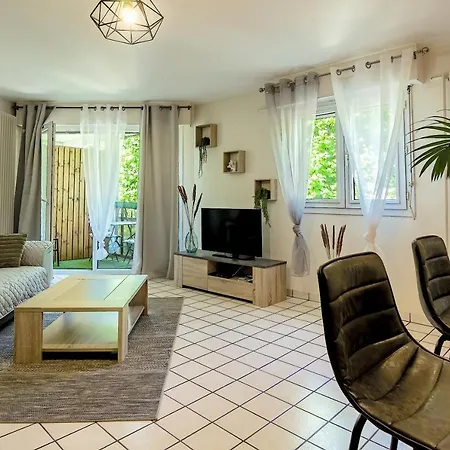 100 Geneve Joli T2 Avec Place De Parking Privee Annecy